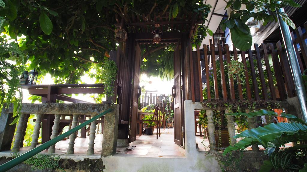 Pround Nan Cottage Extérieur photo